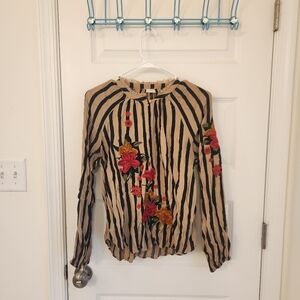Anthro Akemi Beige Black Striped Floral Embroidery Blouse Women Size MP #I273
